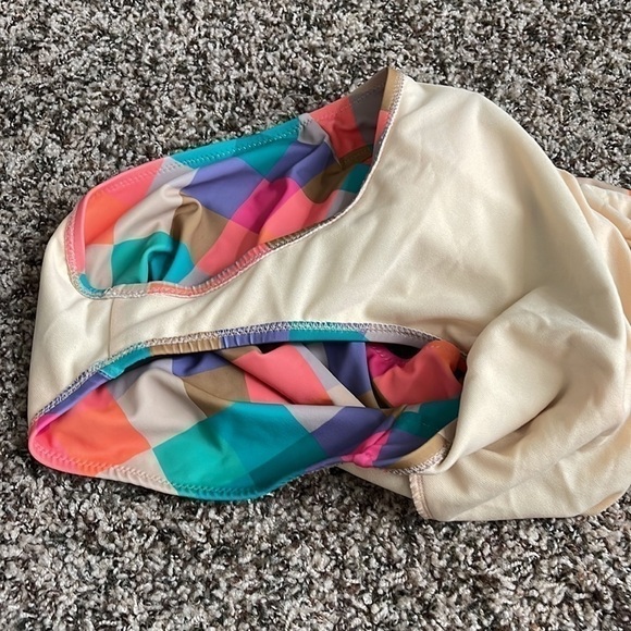 PINK CHICKEN KATNISS ONE-PIECE XS - Picture 8 of 10